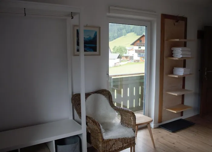 ゲストハウス Der Gamsjaeger 3*