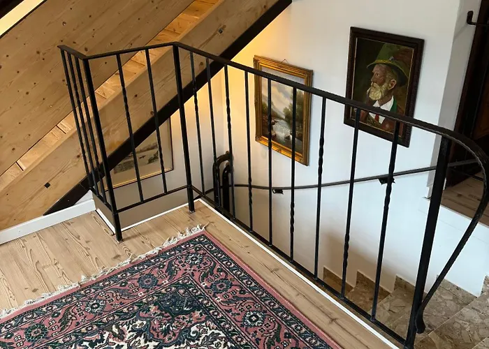 Konukevi Der Gamsjaeger